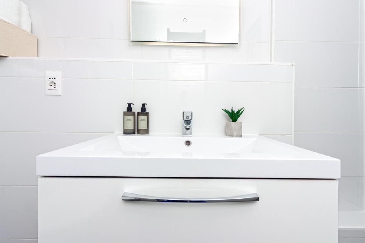 ספליט Apartments Lovret Flowers מראה חיצוני תמונה